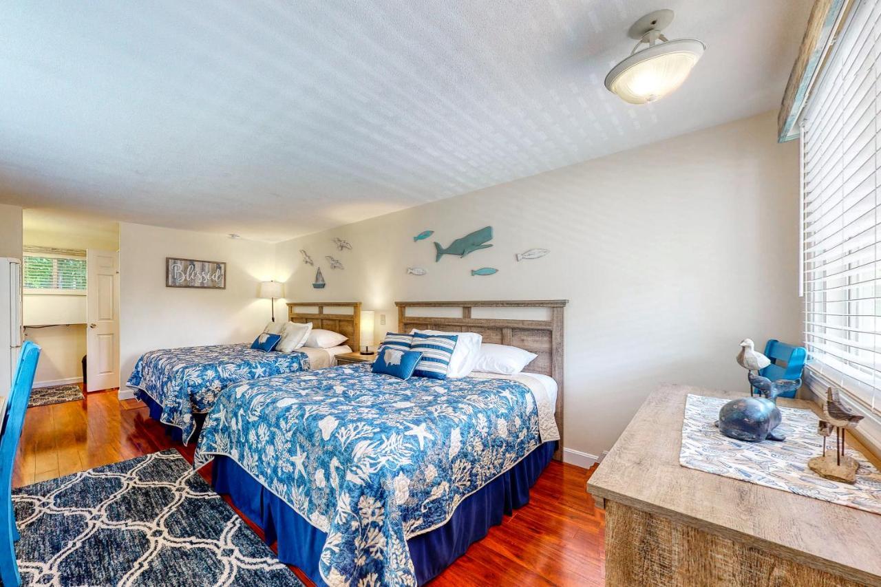 The Holiday House Condominiums Wells Bagian luar foto