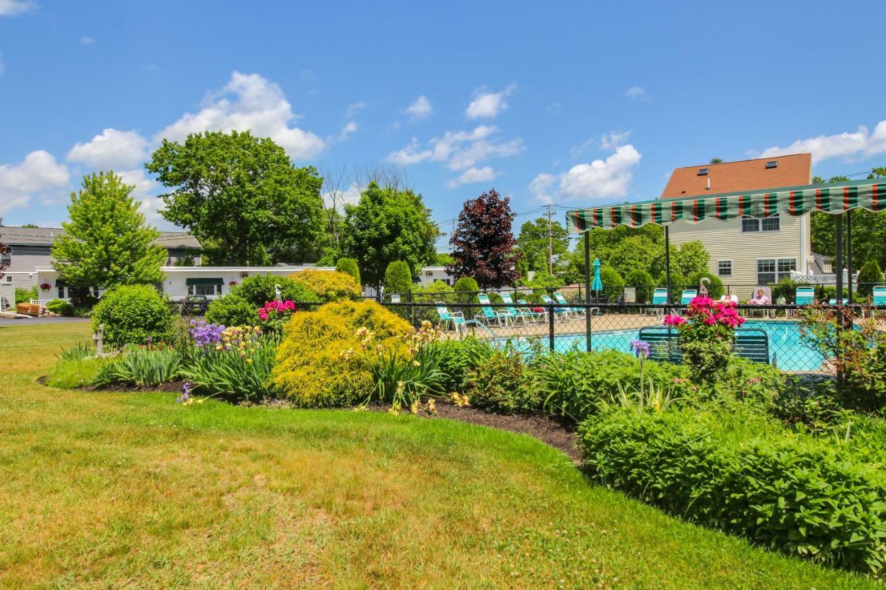 The Holiday House Condominiums Wells Bagian luar foto